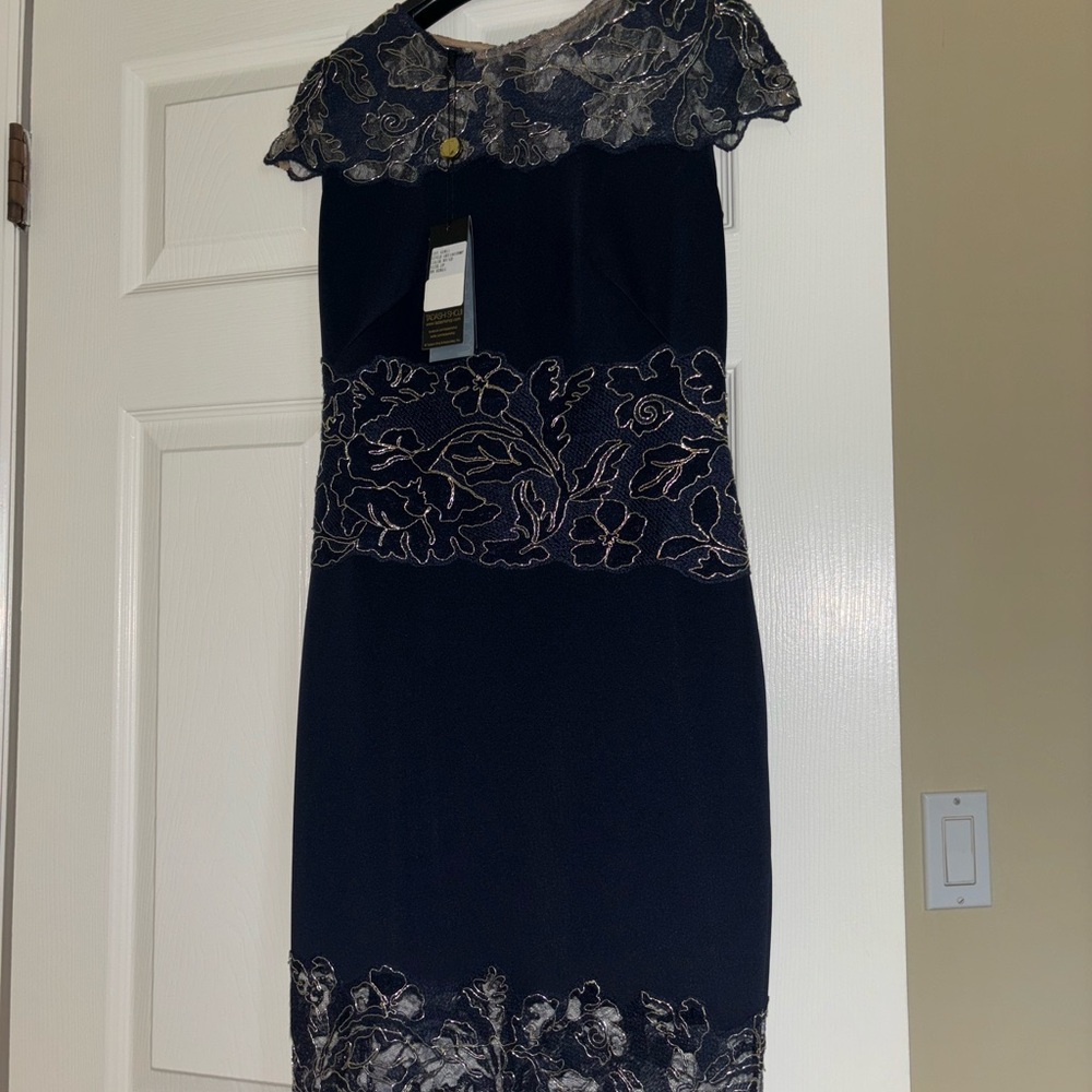 Tadashi Shoji Navy and Gold Floral Metallic Boat Neck Dress NWT size 2P